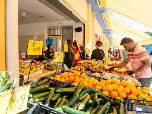 Roma "sprecona": 700 tonnellate di cibo al giorno finiscono nella spazzatura