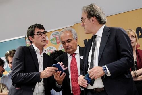 Salis fa litigare Avs: Bonelli contro Fratoianni. E il M5S punta ai "Verdi"