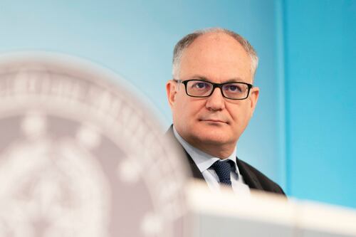 Emergenza Coronavirus, l'Italia difenda i suoi asset strategici