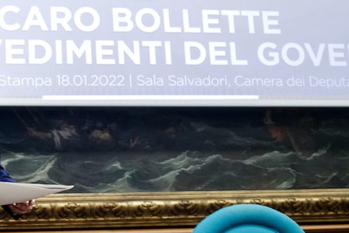 Bollette, pressing sul governo per il decreto anti-rincari: "Drammatica evoluzione"