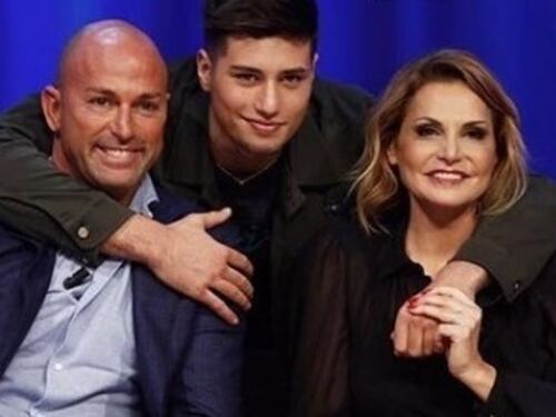 Milano, il figlio di Simona Ventura e Stefano Bettarini accoltellato davanti a una discoteca