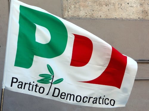 Firenze, terremoto nel Pd. Chi affossa il "partito della cricca"