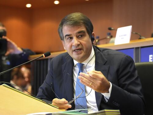 Ue, Socialisti (e Pd) boicottano Fitto. Meloni: “Signori, ecco a voi la sinistra”