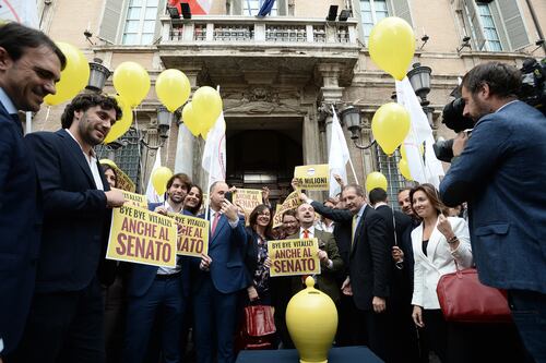 Anche il Senato approva il taglio dei vitalizi. Con la Camera sforbiciata a 2.700 assegni