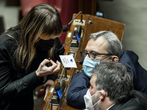 Italia viva vuole le riforme: bicamerale da dare all'opposizione, la mossa di Renzi