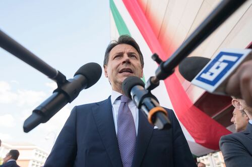 Manovra, superticket e quota 100. Conte nega la crisi: "Nessun conflitto"