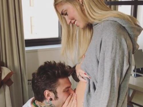 L'ecografia social di Chiara Ferragni, prime immagini del bebè in diretta con Fedez su Facetime