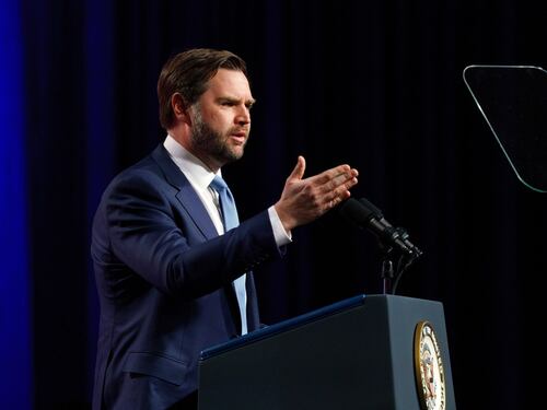 J. D. Vance, visita in Italia e incontro con Giorgia Meloni: ecco quando