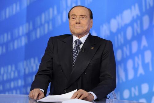 Giovani e civici, Berlusconi cambia il partito