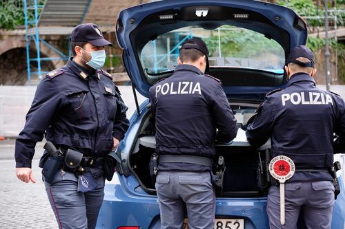 Capodanno in lockdown: il 2021 inizia in zona rossa