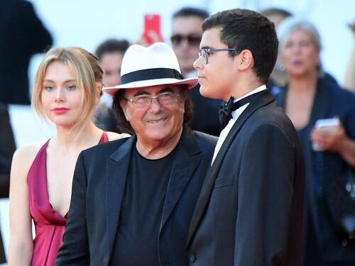 Al Bano sfila a Venezia coi figli (della Lecciso)