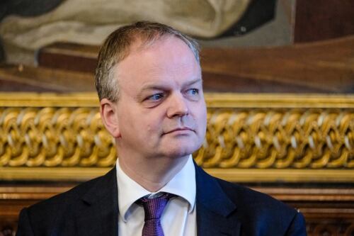 Firenze, Eike Schmidt contro Nardella: "È una vergogna"