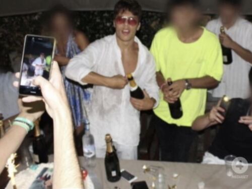Ciro Grillo, udienza rinviata ma agli atti finiscono foto, video e chat. E scoppia la bomba revenge porn