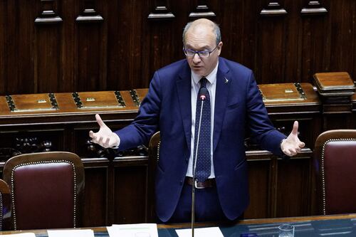 Asili nido, al via il nuovo Piano. Valditara: "Servizio fondamentale"
