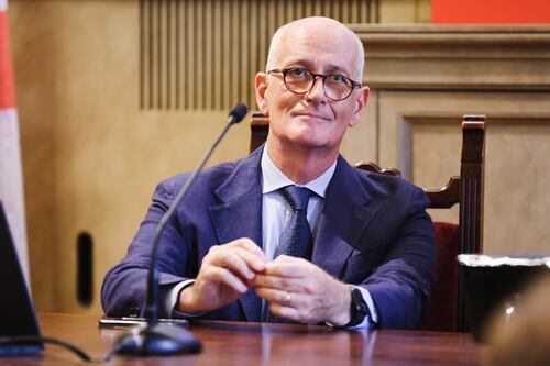 Operazione Gabrielli. Gli ex DC rompono gli indugi e il centro del Pd si spacca