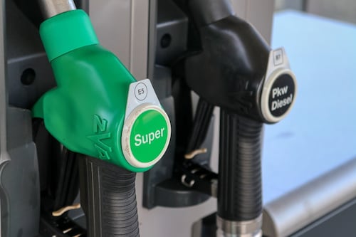 Benzina alle stelle. In un anno prezzi su del 52%. Rincari anche per il Gpl