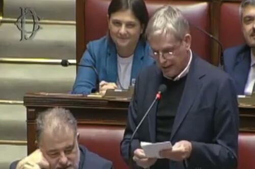 Cuperlo recita Cetto La Qualunque, il video imbarazzante. E il regista lo stronca