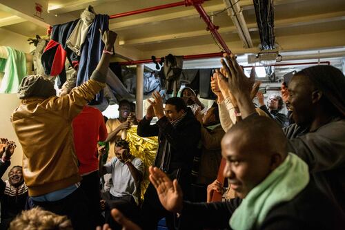 Ok di Malta allo sbarco, migranti in Italia e altri sette Paesi