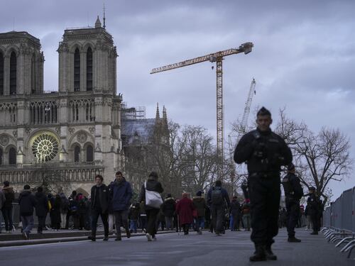 Notre Dame, oggi l'inaugurazione dopo l'incendio. Presente anche Musk