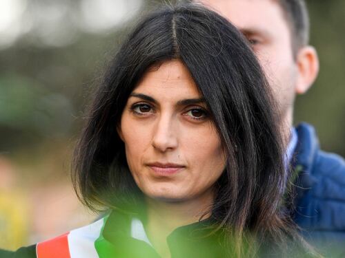 Raggi colpevole o innocente? Ancora 24 ore per la verità