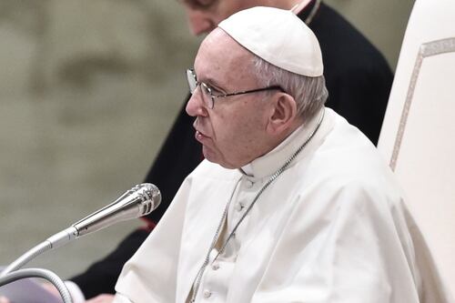 Papa Francesco fa appello all'Europa: "Fate sbarcare i migranti"