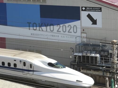 Giappone, macchinista va in bagno e il treno arriva con un minuto di ritardo: scatta l'inchiesta