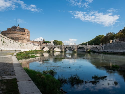 Tevere balneabile entro il 2031, sogno da 400 milioni. Ecco il piano di Gualtieri