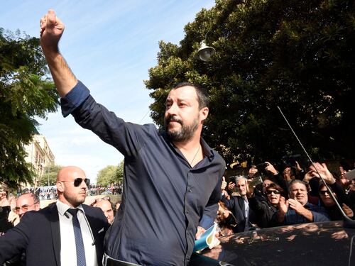 Nuova fiducia per tenere unito il governo