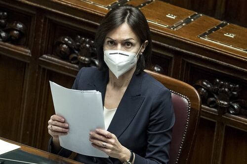Musumeci si affida a Mara Carfagna. Cosa le ha chiesto