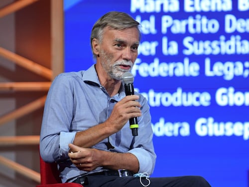 Delrio avverte la sinistra: "Chi diffonde odio poi paga il prezzo. Siamo l'alternativa a chi confonde Hamas con i partigiani"