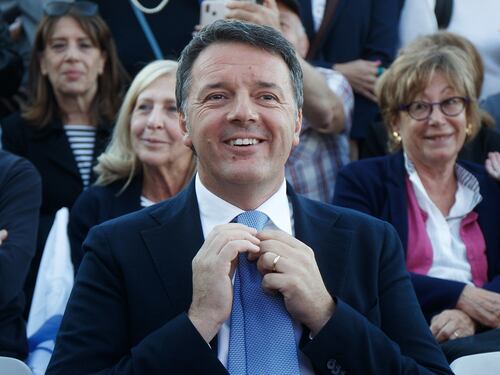 Matteo Renzi elimina il terzo polo dai social e vola in Giappone