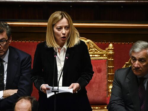Difesa, dazi, migranti. Meloni al Senato per il Consiglio Ue: "Attraverseremo anche questa tempesta"