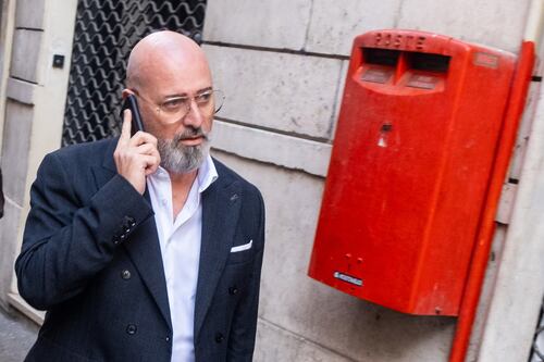 Il Pd vuole diventare Padel. Pure Bonaccini sfotte l'idea: "Pensiamo a cose più serie"