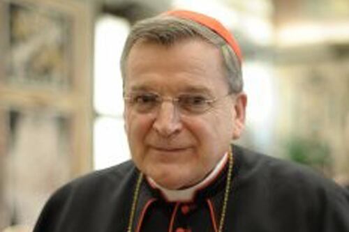 Conclave, il cardinale Burke reso irrilevante dal Papa oggi può risorgere. Il retroscena di Bisignani