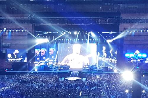 È la notte di Pino Daniele, in 45mila al mega-concerto