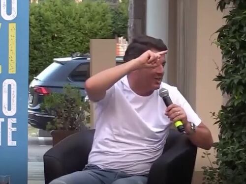 "La gente deve soffrire", bufera su Matteo Renzi. Siluro choc sul reddito di cittadinanza