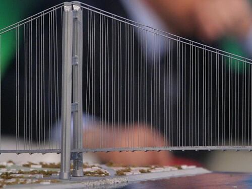 Giravolta M5s, ora vogliono il Ponte sullo Stretto. E Rousseau non fa prigionieri: così svergogna Beppe Grillo