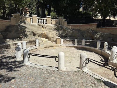 Colle Oppio, fontane già "a secco". E parte lo scaricabarile