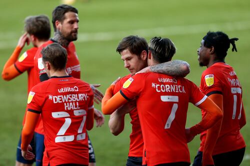 Calcio, il Luton Town corona il sogno: dai dilettanti alla Premier League