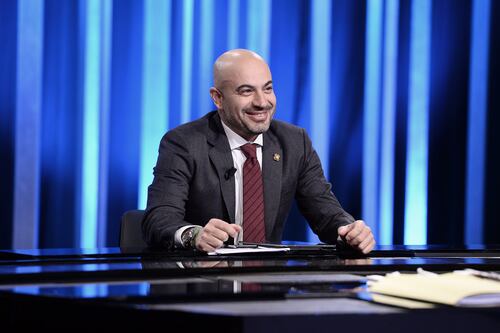 Gianluigi Paragone, così sfida Di Maio: se la sta facendo sotto, faccia votare Rousseau