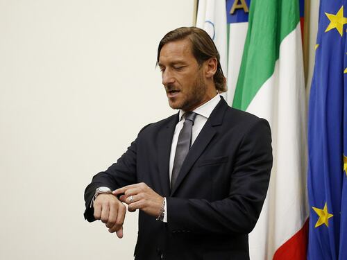 Totti ha il tocco magico. Gli affari della Numberten fanno boom