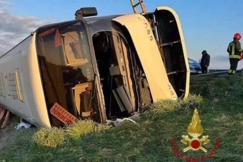 Pauroso incidente per un pullman di profughi ucraini, morta una donna