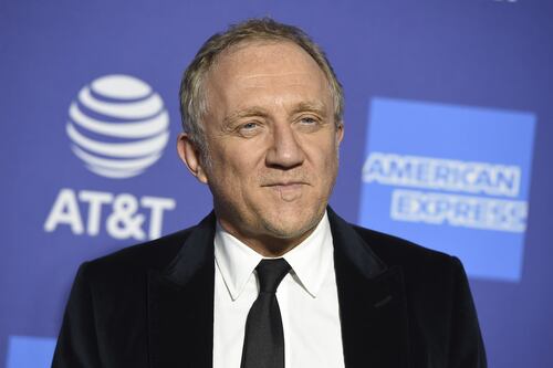 Il re del lusso Pinault cerca migranti per i musei di Venezia. Idea per la Sicilia...