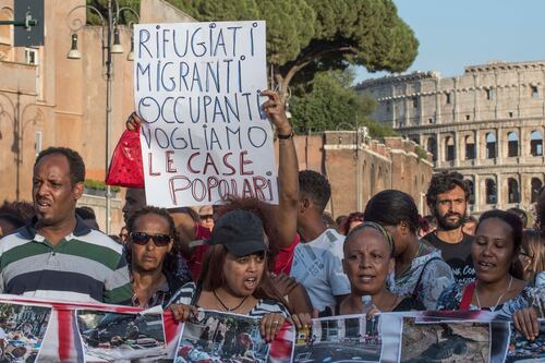 Corteo antisgomberi, Roma blindata. I rifugiati: "Ora dateci una casa"
