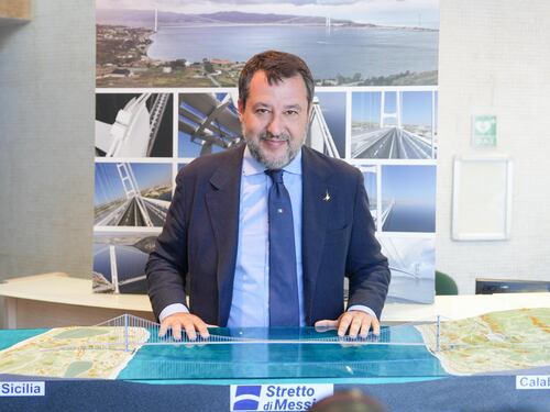 Ponte sullo Stretto, via libera definitivo. Salvini: "Sui territori cambia il mondo"
