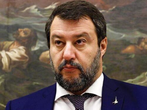 Salvini: "Grillo e Di Maio hanno rubato un sogno a milioni di italiani"