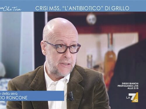 Beppe Grillo padrone del Movimento 5 Stelle. Fabrizio Roncone a L’Aria che Tira snobba Giuseppe Conte