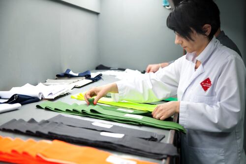 L'abito da lavoro diventa ecologico