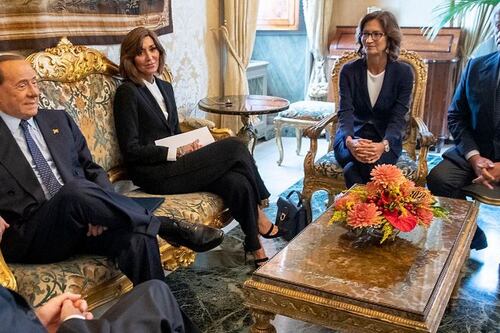 I big sfilano al Quirinale da Mattarella. Zingaretti: "Pronti a governo di svolta"