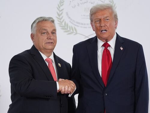 Trump e Putin a Budapest: la rivincita di Orban. Così l’Europa finisce ko